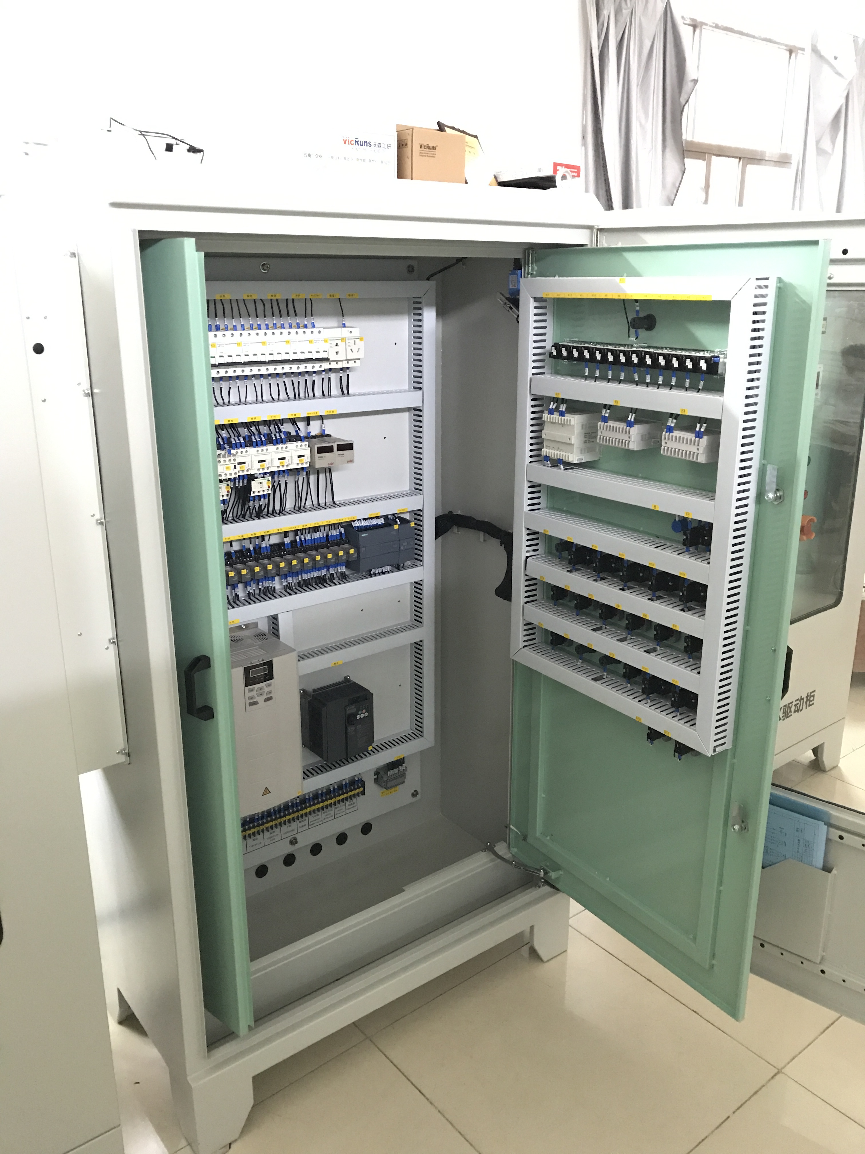 沃森變頻器,高梯度磁選機,廣州控制柜
